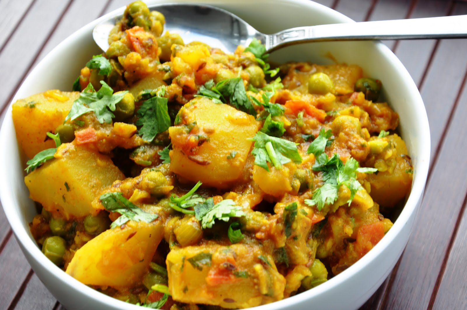 Top 10 Dinner in Indian Recipes, Aloo Matar